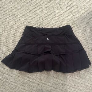 Lululemon Vintage Black Double Pleated Skirt